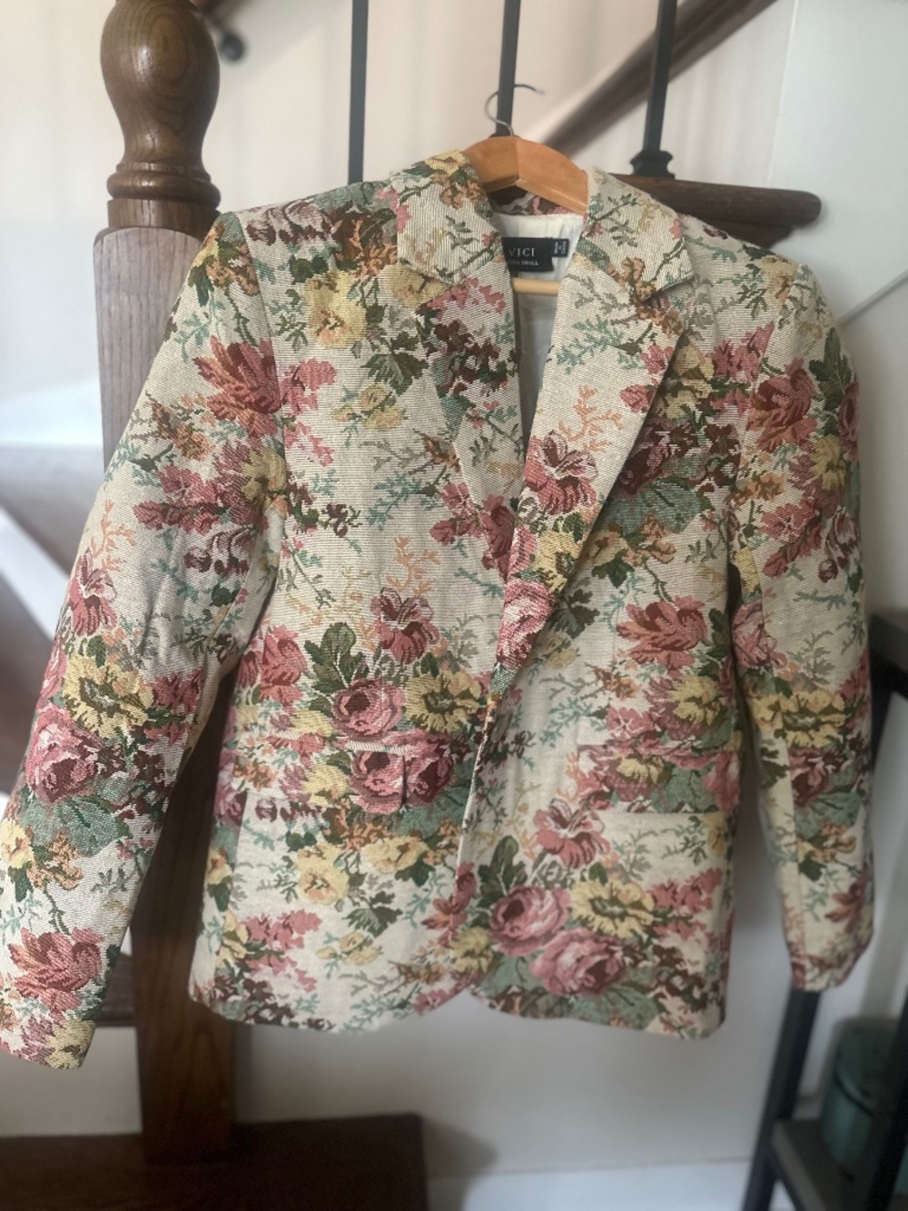 Vici Floral Tapestry Blazer - Cream, Pink & Green